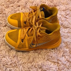 Nike Kyrie 3